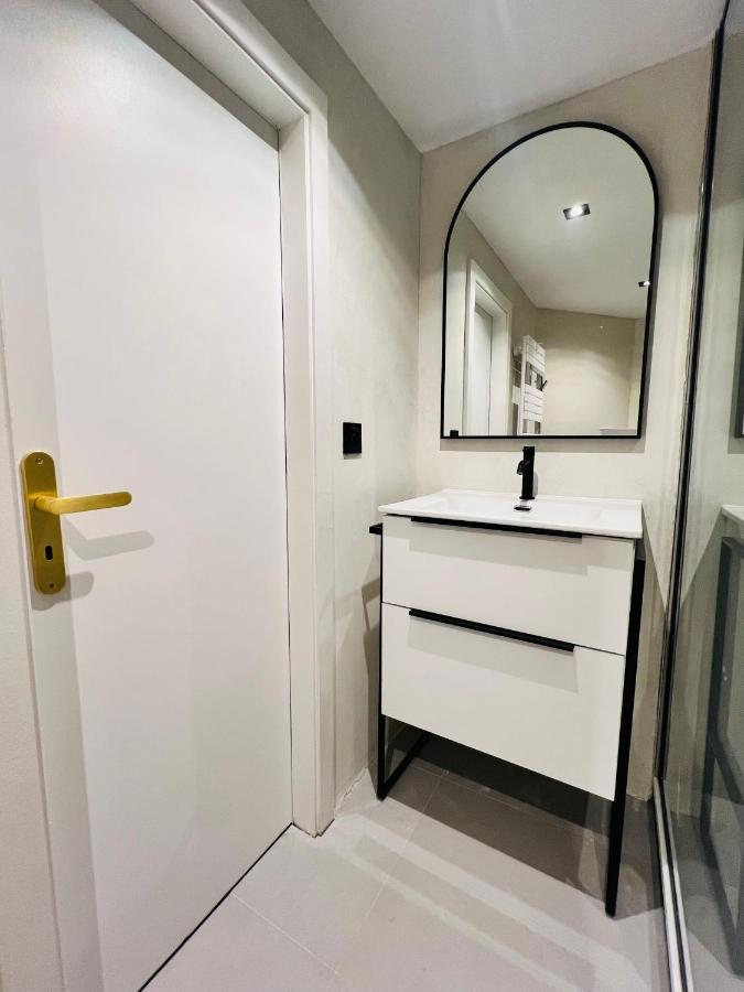 Chez Sandrine, Mon Appartement Elegant + Parking Strasburgo Esterno foto